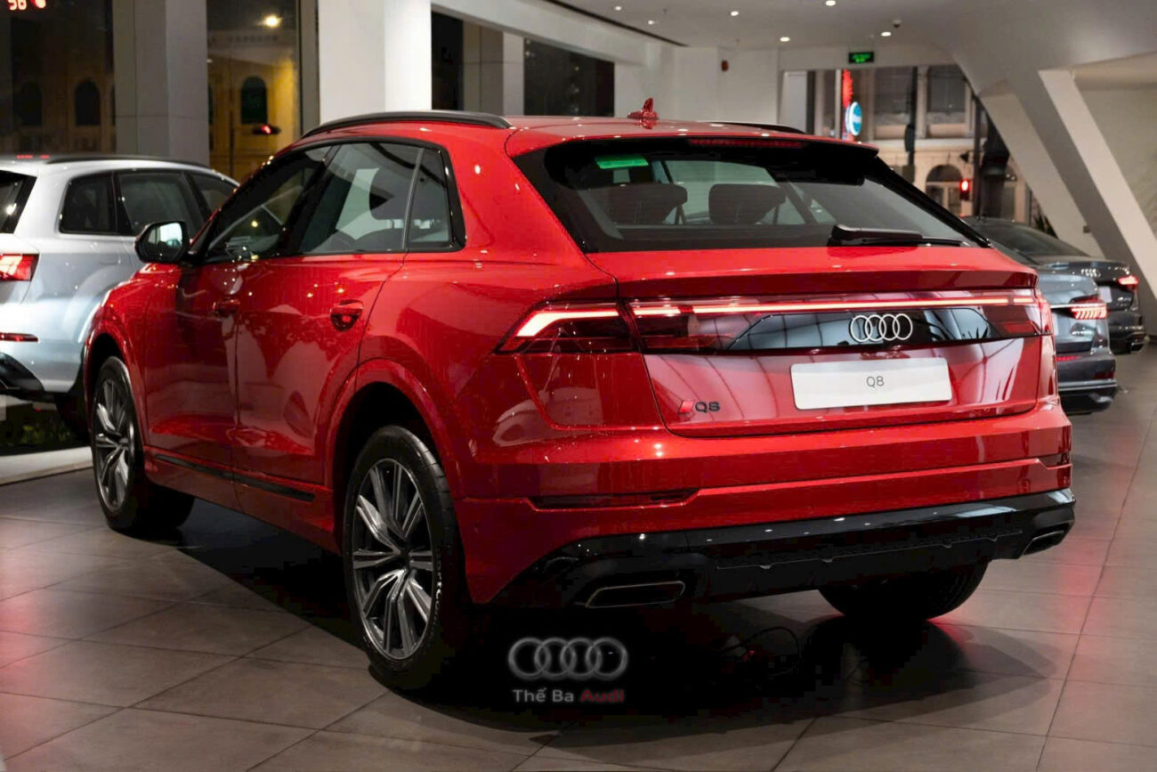 Đuôi xe Audi Q8