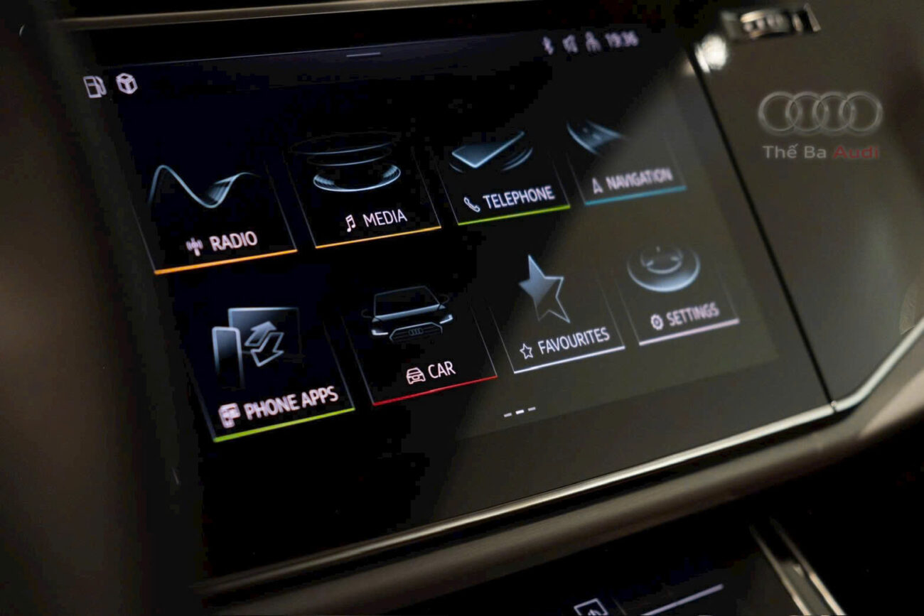 Màn hình giải trí Audi Q8