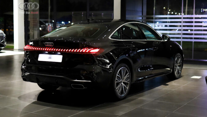 Thiết kế đuôi xe audi A5